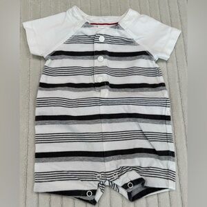 Gymboree Striped Short Sleeve Baby Romper in White and Black size Newborn
